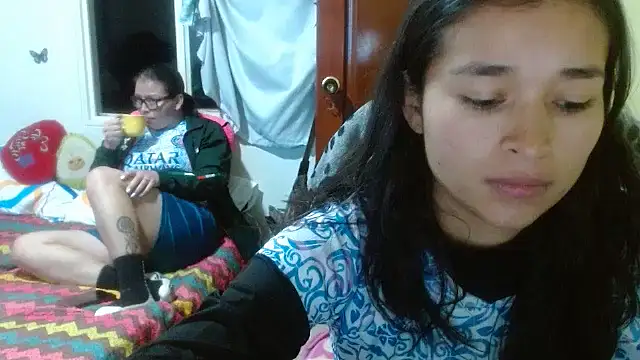 clayre and jill online show from October 13, 2025, 12:23 am