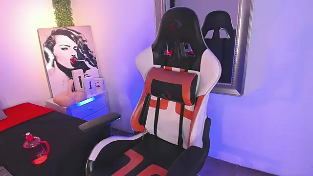  Victoria     online show from December 19, 2024, 9:16 pm