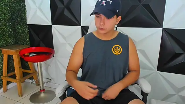 Snapshot of Dani_cumboy chatting on November 16, 2025, 2:11 pm Dani cumboy online show from November 16, 2025, 2:11 pm