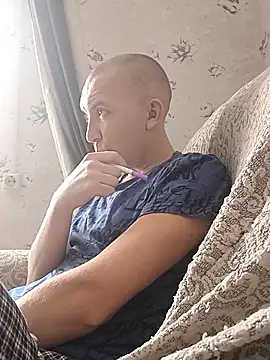 MityaXLoves online show from February 1, 2026, 7:17 am