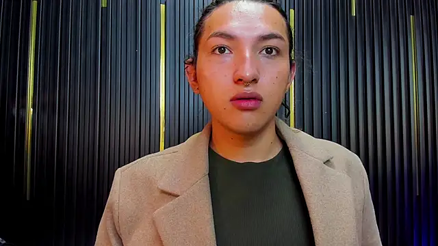 TomLondon  online show from March 20, 2026, 12:06 pm