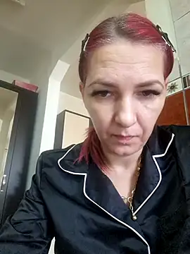 Snapshot of Evadesirex46 chatting on February 19, 2026, 11:29 am Evadesirex46 online show from February 19, 2026, 11:29 am