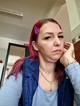 Snapshot of Evadesirex46 chatting on February 22, 2026, 7:11 am Evadesirex46 online show from February 22, 2026, 7:11 am