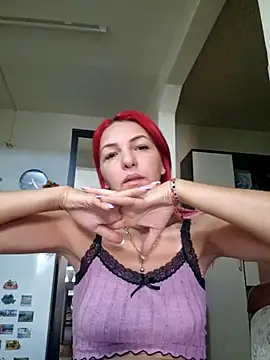 Snapshot of Evadesirex46 chatting on August 3, 2026, 5:26 am Evadesirex46 online show from August 3, 2026, 5:26 am
