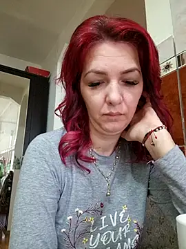 Snapshot of Evadesirex46 chatting on March 4, 2026, 6:32 am Evadesirex46 online show from March 4, 2026, 6:32 am