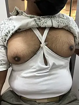 dick69lil online show from May 21, 2026, 6:11 am
