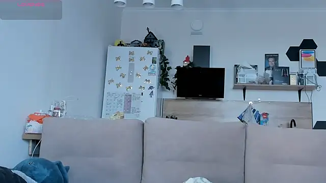 Snapshot of Girl_alone_home chatting on June 18, 2026, 3:06 pm Girl alone home online show from June 18, 2026, 3:06 pm