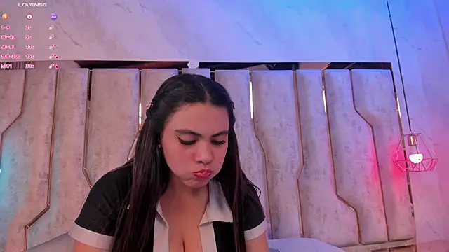 Snapshot of barbara_cambels chatting on February 19, 2026, 7:22 pm barbara cambels online show from February 19, 2026, 7:22 pm