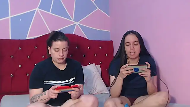 Lola barbara online show from November 9, 2025, 11:31 pm