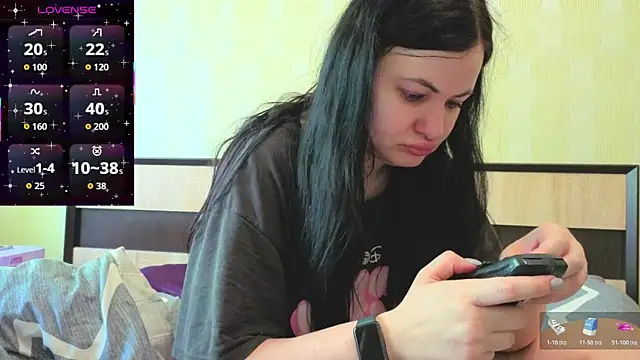 Snapshot of German_Eva chatting on June 9, 2026, 9:43 am German Eva online show from June 9, 2026, 9:43 am