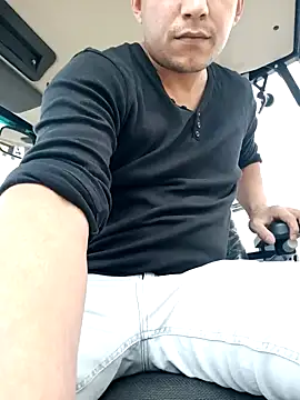 Snapshot of Adana1994 chatting on December 26, 2024, 8:07 am Adana1994 online show from December 26, 2024, 8:07 am