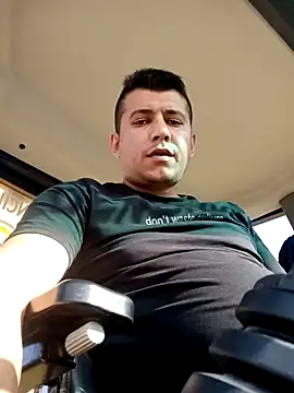 Snapshot of Adana1994 chatting on December 25, 2024, 8:18 am Adana1994 online show from December 25, 2024, 8:18 am