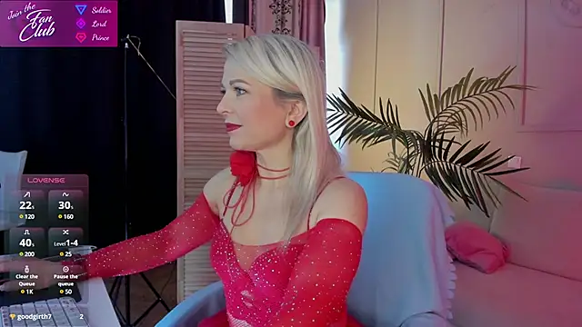 Snapshot of Gloria_Lovely chatting on March 15, 2025, 10:57 am Gloria Lovely online show from March 15, 2025, 10:57 am