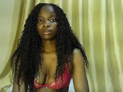 Snapshot of sweet_love00 chatting on December 3, 2025, 3:18 am sweet love00 online show from December 3, 2025, 3:18 am