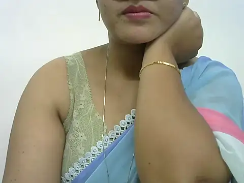 Snapshot of rashmika_reddy chatting on June 3, 2026, 6:25 am rashmika reddy online show from June 3, 2026, 6:25 am