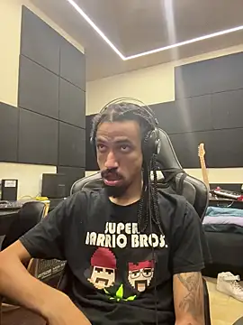 hotcamboy420 online show from January 18, 2026, 5:22 am