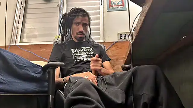 hotcamboy420 online show from February 3, 2025, 7:31 pm