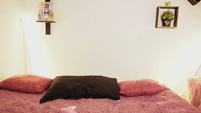 Snapshot of Sophy_SmileSweet chatting on October 20, 2025, 9:54 am Sophy SmileSweet online show from October 20, 2025, 9:54 am