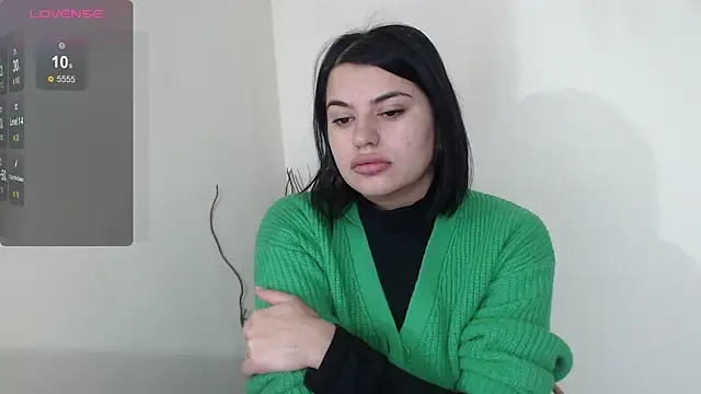 gina gina online show from December 6, 2024, 7:37 am