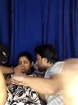 Sexy DarloSiya online show from December 17, 2025, 5:18 pm