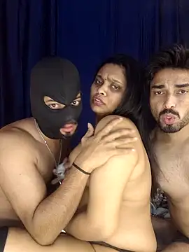 Snapshot of Sexy_DarloSiya chatting on December 13, 2025, 8:04 pm Sexy DarloSiya online show from December 13, 2025, 8:04 pm