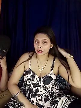 Snapshot of Sexy_DarloSiya chatting on December 5, 2025, 5:33 pm Sexy DarloSiya online show from December 5, 2025, 5:33 pm