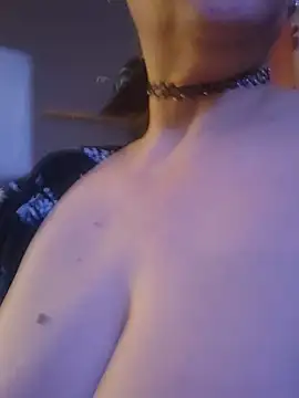 Snapshot of juscjen chatting on February 13, 2025, 11:06 am juscjen online show from February 13, 2025, 11:06 am