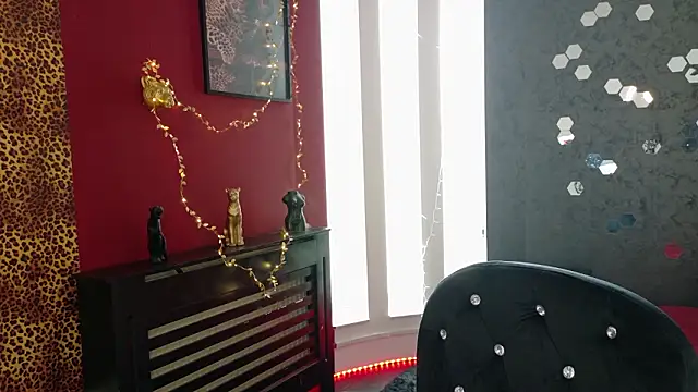 Snapshot of alissa4blonde chatting on March 19, 2026, 6:13 am alissa4blonde online show from March 19, 2026, 6:13 am