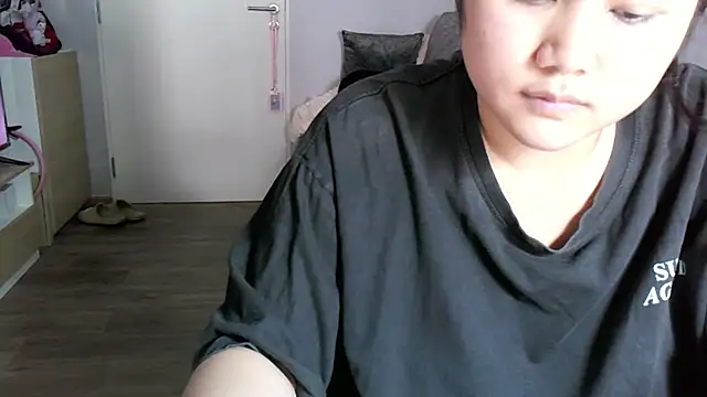Snapshot of iamMalixxx chatting on May 28, 2026, 6:10 am iamMalixxx online show from May 28, 2026, 6:10 am