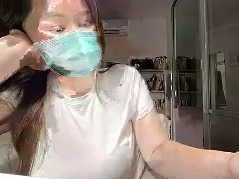 Snapshot of iamMalixxx chatting on January 26, 2025, 12:43 pm iamMalixxx online show from January 26, 2025, 12:43 pm