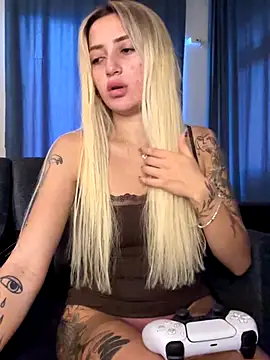 Snapshot of yaprakmericc chatting on November 5, 2025, 2:09 pm yaprakmericc online show from November 5, 2025, 2:09 pm