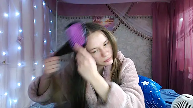 leila bambi  online show from February 3, 2026, 4:10 am