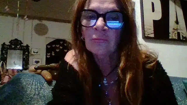 Snapshot of gildamilf chatting on May 21, 2026, 8:17 pm gildamilf online show from May 21, 2026, 8:17 pm