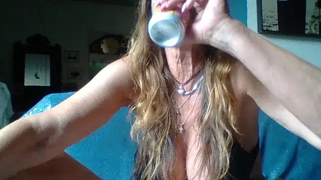 gildamilf online show from July 16, 2026, 1:08 pm