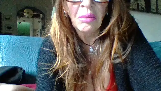 Snapshot of gildamilf chatting on March 22, 2026, 1:12 pm gildamilf online show from March 22, 2026, 1:12 pm