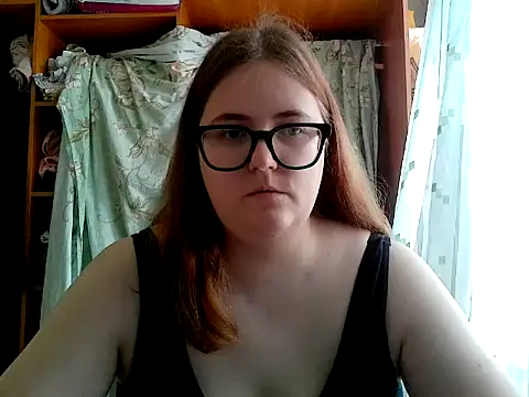 DesireMelissa online show from June 17, 2026, 5:40 am