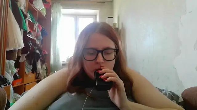 DesireMelissa online show from May 4, 2026, 7:33 am