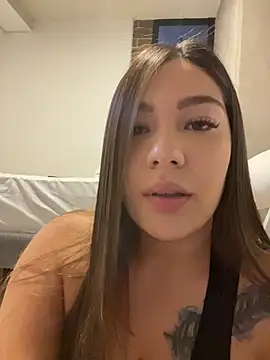 Snapshot of Latina_vanessa chatting on July 24, 2026, 11:34 pm Latina vanessa online show from July 24, 2026, 11:34 pm