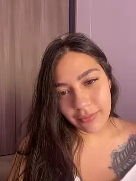 Latina vanessa online show from February 2, 2025, 11:11 pm