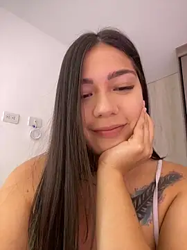 Latina vanessa online show from February 25, 2025, 9:48 pm
