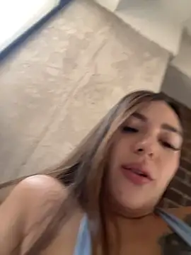 Snapshot of Latina_vanessa chatting on July 16, 2026, 8:17 pm Latina vanessa online show from July 16, 2026, 8:17 pm