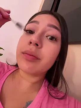 Latina vanessa online show from April 27, 2026, 11:58 pm
