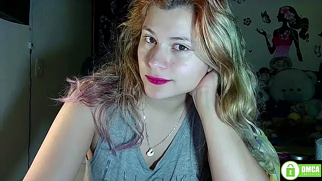 Snapshot of Elith_20 chatting on November 25, 2025, 4:46 am Elith 20 online show from November 25, 2025, 4:46 am