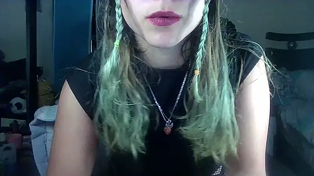Snapshot of Elith_20 chatting on March 14, 2025, 6:42 am Elith 20 online show from March 14, 2025, 6:42 am