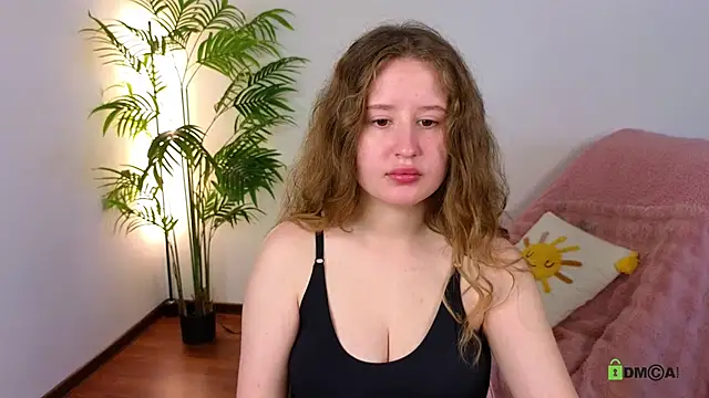 Snapshot of SquirtBabee chatting on July 8, 2026, 11:44 am SquirtBabee online show from July 8, 2026, 11:44 am