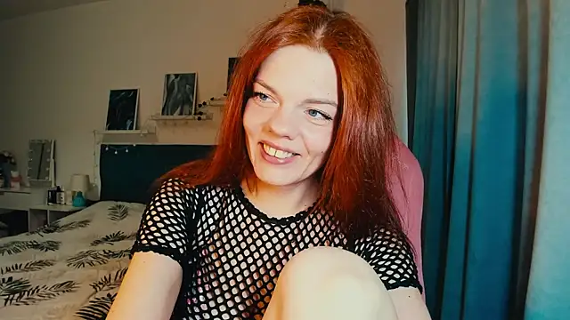 Snapshot of AlysaNightmoon chatting on May 18, 2026, 7:13 am AlysaNightmoon online show from May 18, 2026, 7:13 am