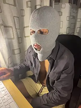 Snapshot of JaroDawg47 chatting on December 14, 2025, 10:48 pm JaroDawg47 online show from December 14, 2025, 10:48 pm