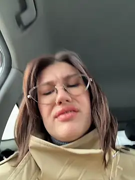 Snapshot of RinaCat chatting on May 21, 2026, 6:44 am RinaCat online show from May 21, 2026, 6:44 am