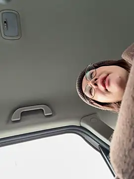 Snapshot of RinaCat chatting on March 23, 2026, 5:51 am RinaCat online show from March 23, 2026, 5:51 am