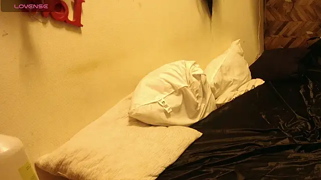 Sletjerayxh online show from January 19, 2026, 2:48 am